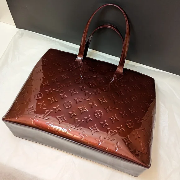 ✨️💎Authentic Louis Vuitton Wilshire MM monogram Vernis - Picture 8 of 16